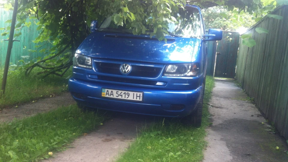 Volkswagen Transporter 2.5 TDI 2