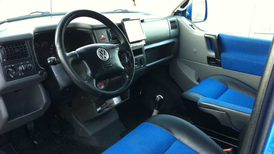 Volkswagen Transporter 2.5 TDI 3