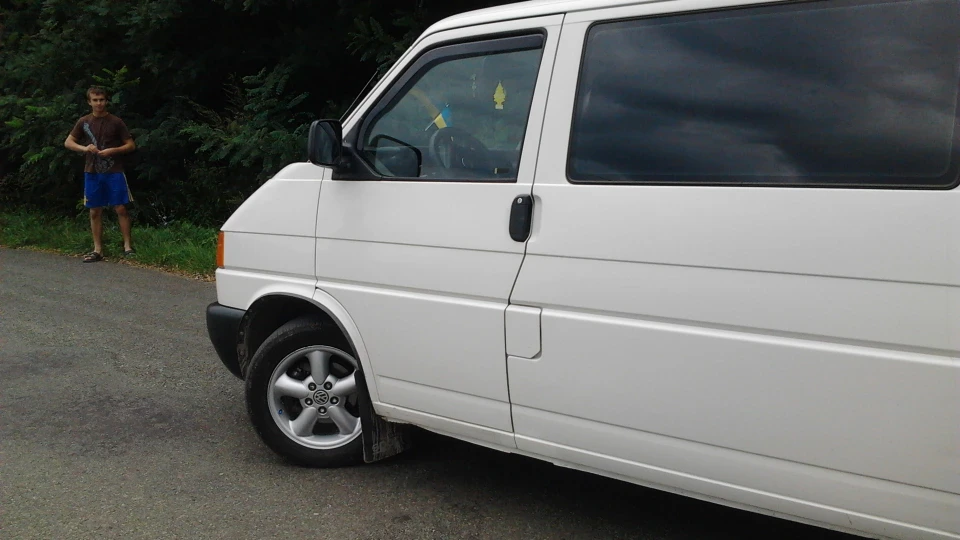 Volkswagen Transporter 2,5 TDI 3