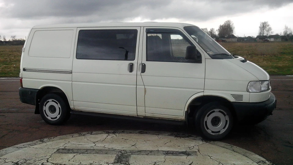 Volkswagen Transporter 2.5 TDI 2