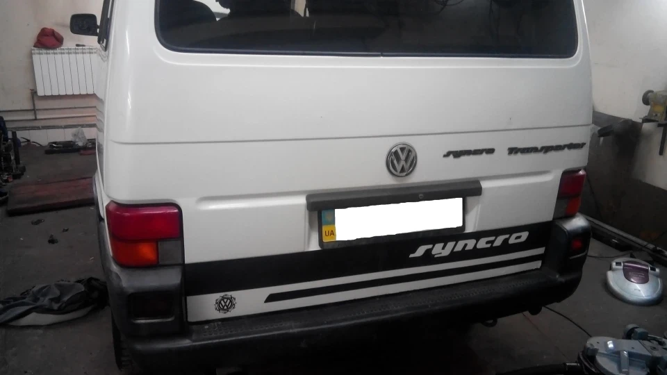 Volkswagen Transporter 2.5i Long Syncro 2