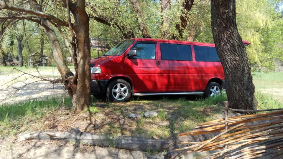 Volkswagen Transporter 2.5TDI 102 л.с 4