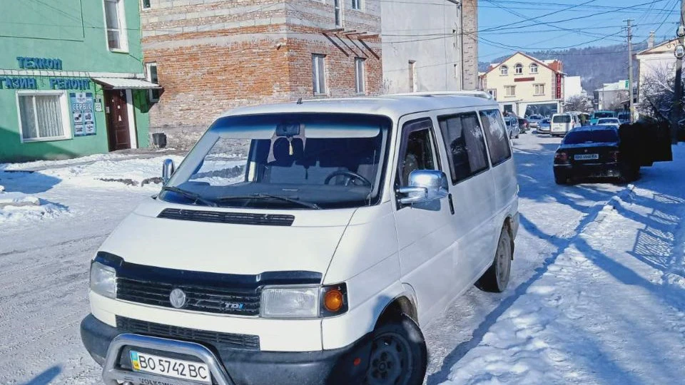 Volkswagen Transporter 2.5TDI 65 kWt 3