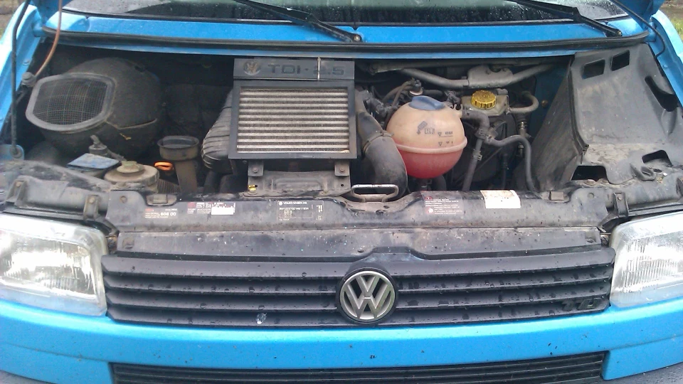 Volkswagen Transporter 2.5TDI 75-KA 3