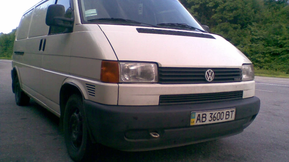 Volkswagen Transporter 2,5TDi 2