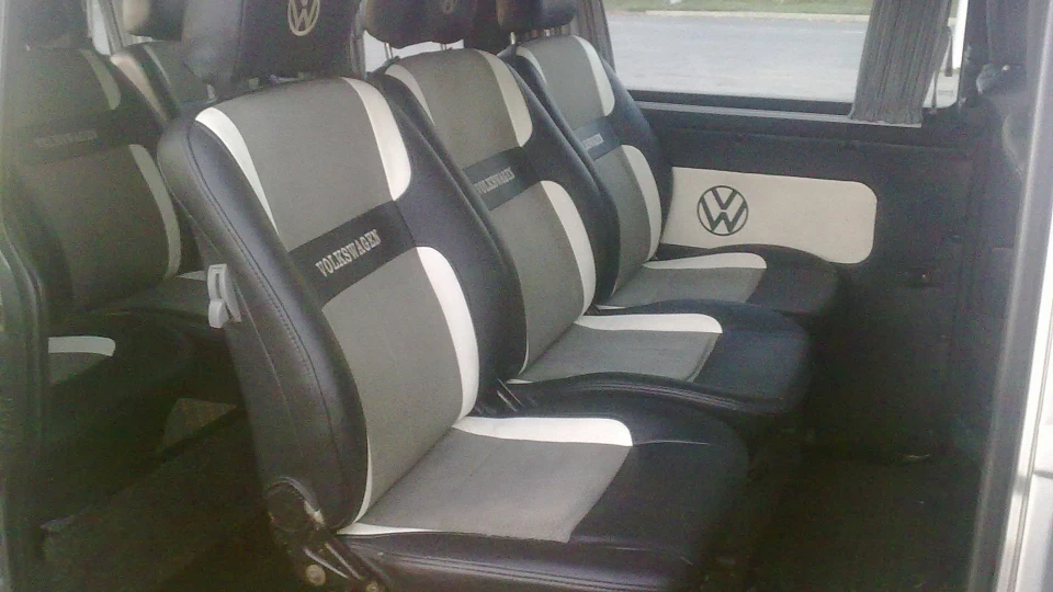 Volkswagen Transporter 2,5TDI 3