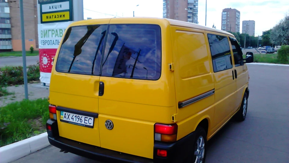 Volkswagen Transporter 2,5TDI 2
