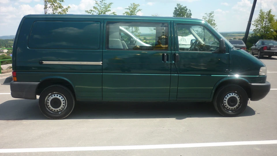 Volkswagen Transporter 75KW LoNg 2