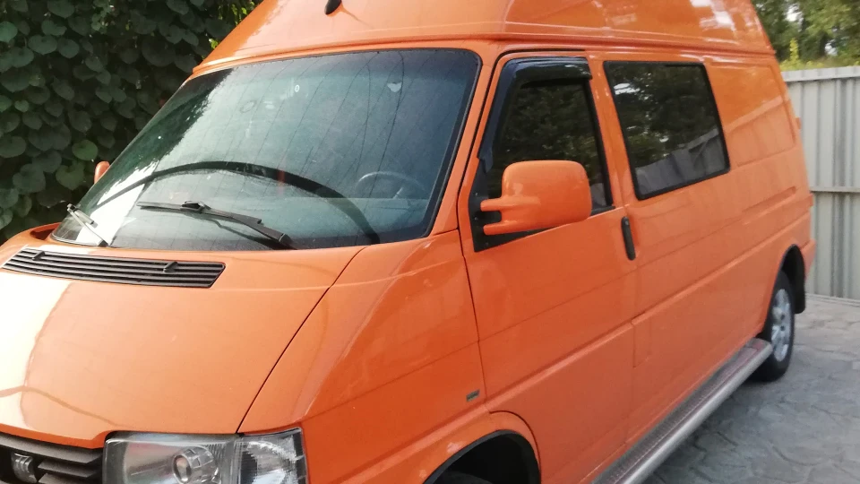 Volkswagen Transporter Апельсин