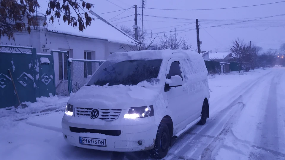 Volkswagen Transporter AXE 2