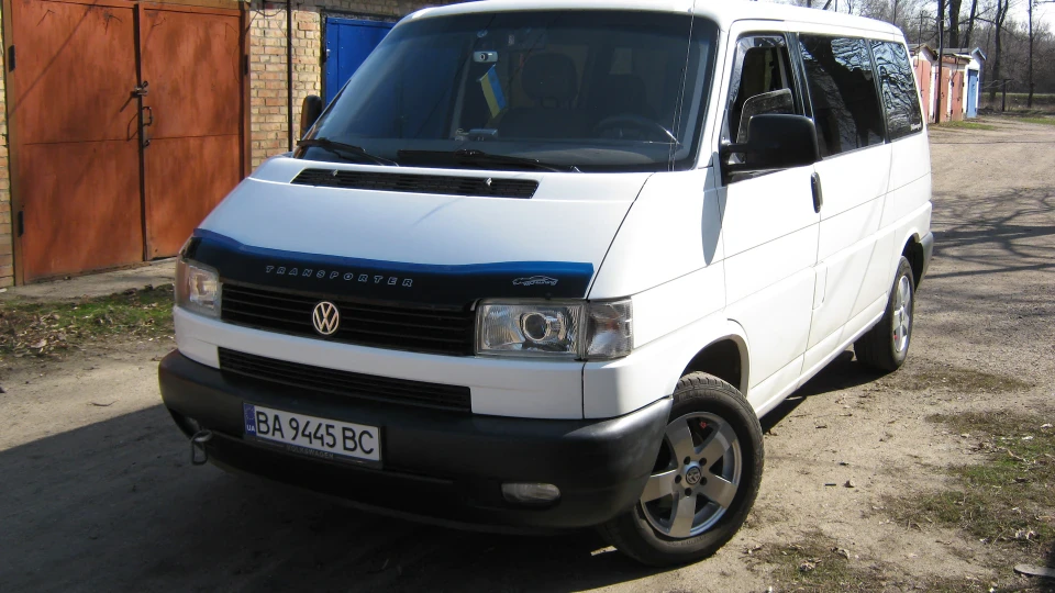 Volkswagen Transporter Белій крассафчеГ 3