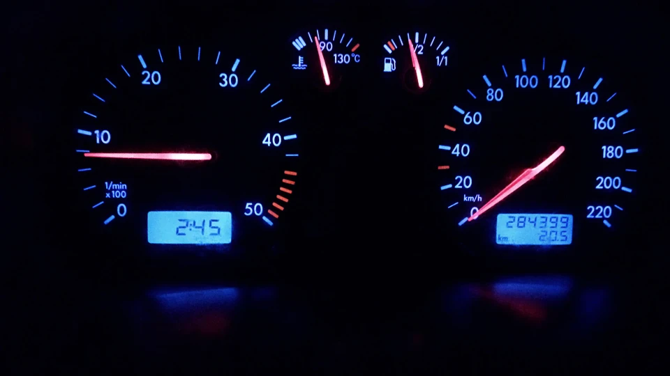 Volkswagen Transporter Білий лис 3