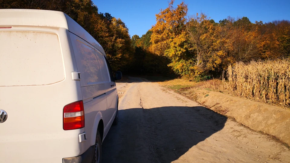 Volkswagen Transporter Білий Саймон