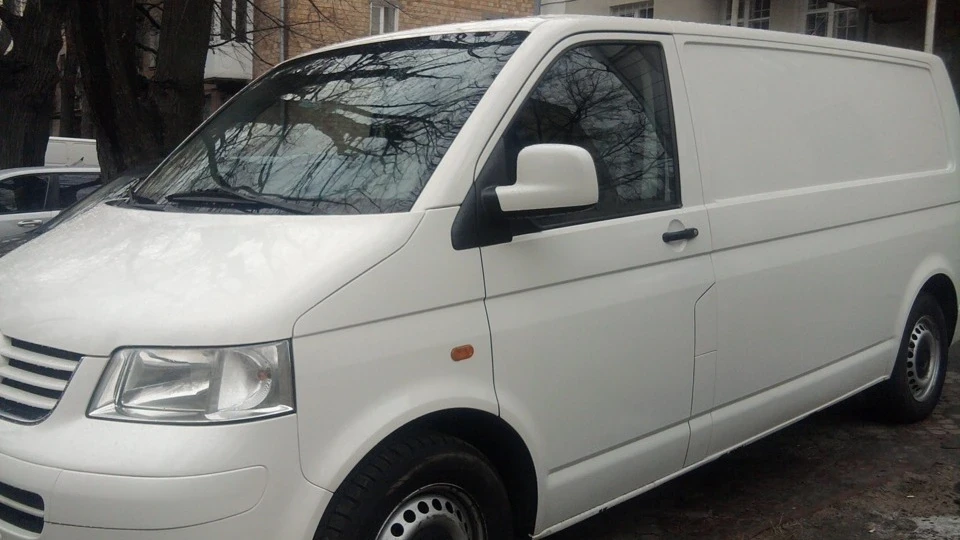 Volkswagen Transporter білий(лонг)1.9 2