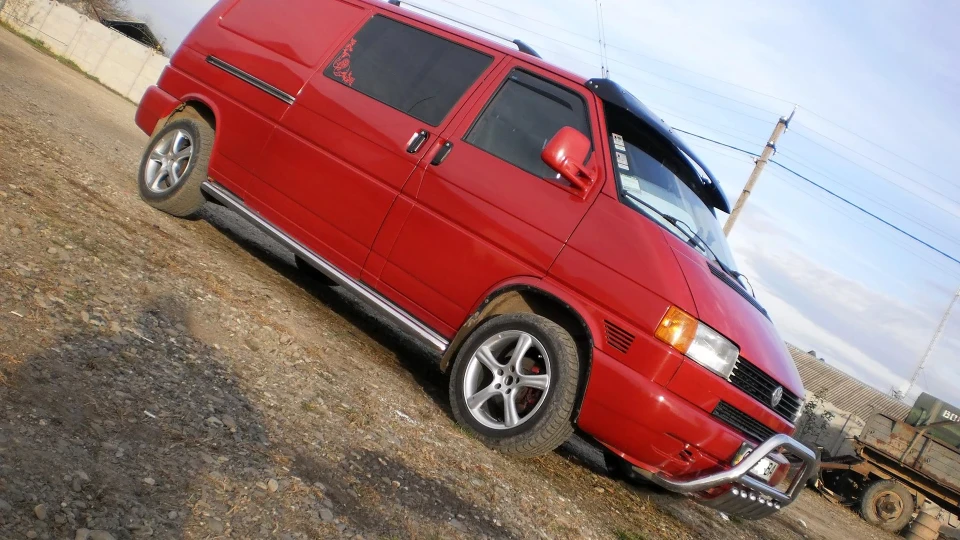 Volkswagen Transporter BroniTRANSPORTER 2