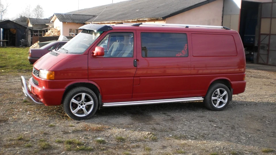 Volkswagen Transporter BroniTRANSPORTER 3