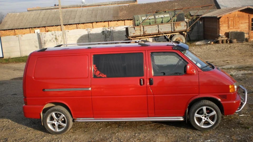 Volkswagen Transporter BroniTRANSPORTER 5