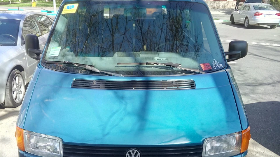 Volkswagen Transporter Бусик Dобра 2