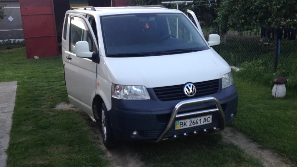 Volkswagen Transporter БусіК 2