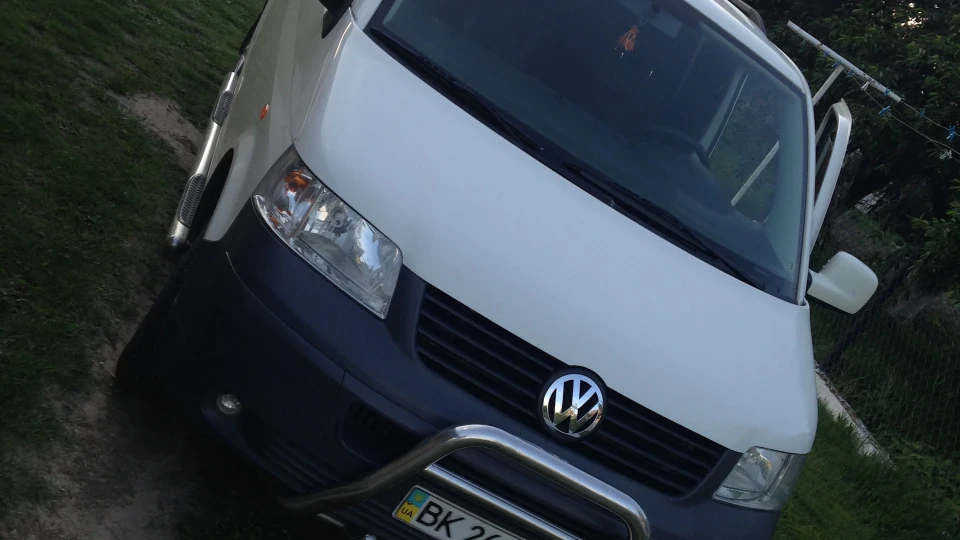 Volkswagen Transporter БусіК 3