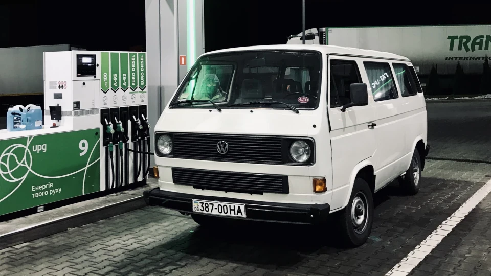 Volkswagen Transporter CARAVELLE 1989 3