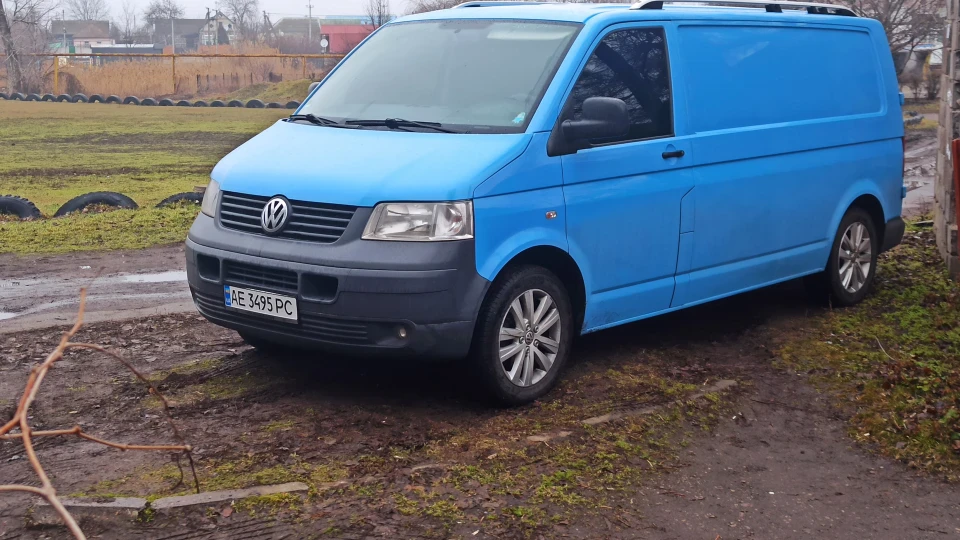 Volkswagen Transporter Цвет Небесное сяйво 3