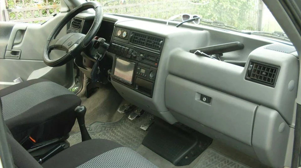Volkswagen Transporter Das auto 5