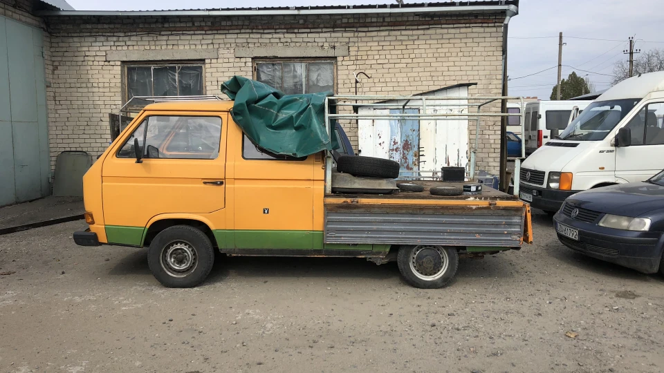 Volkswagen Transporter DoKa Old Slipper 3