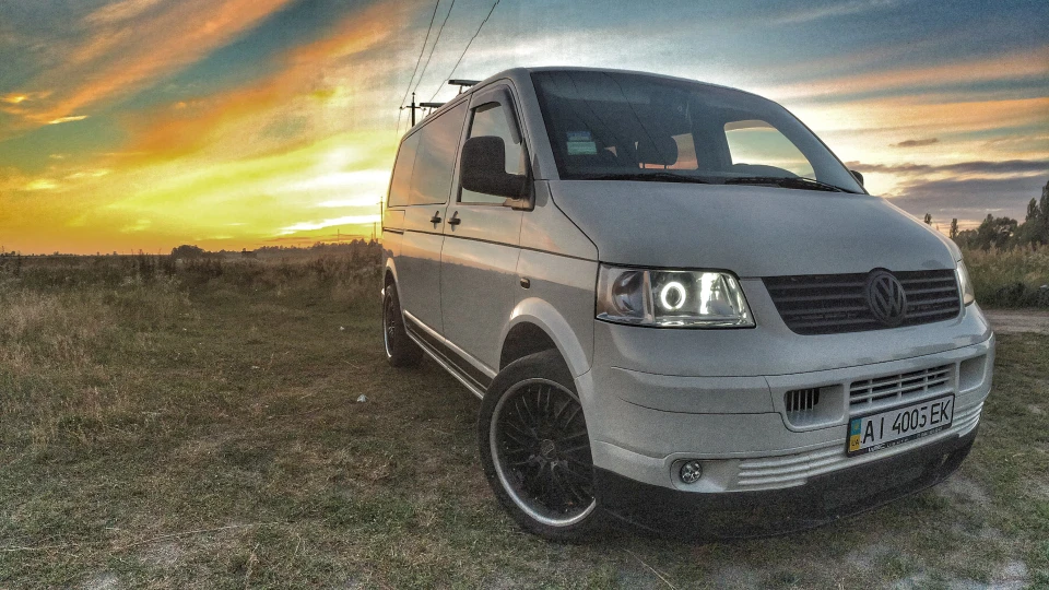 Volkswagen Transporter Edition_25 White 3