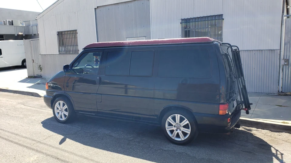 Volkswagen Transporter Eurovan VR6 3