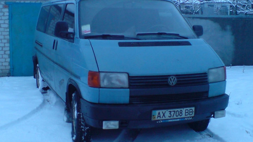 Volkswagen Transporter блакитний вагон) long 3