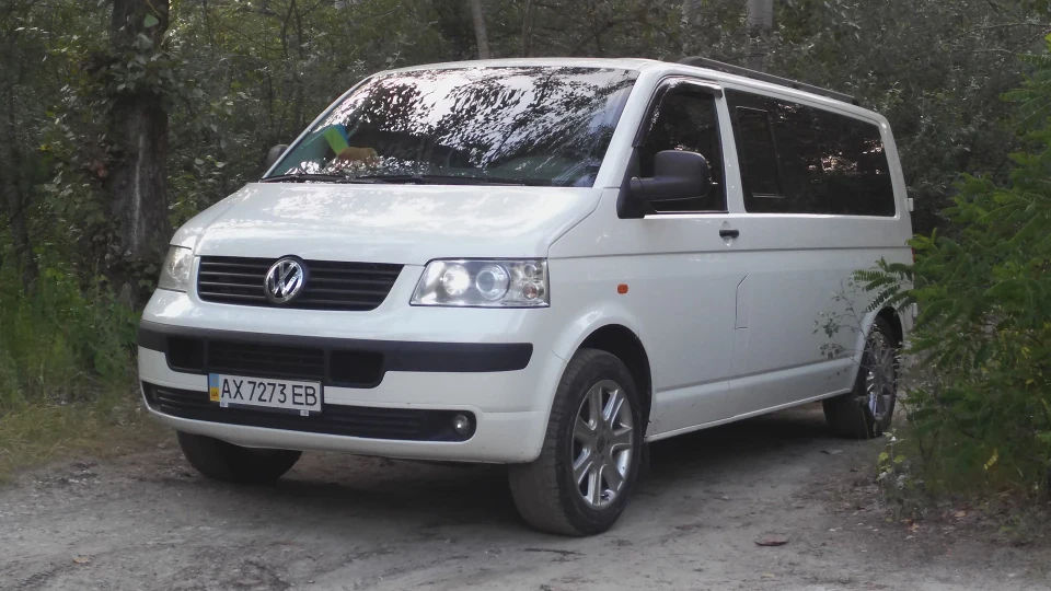 Volkswagen Transporter "Hikervan" 2