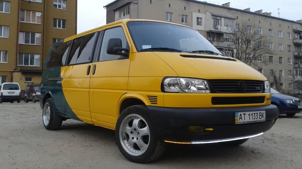 Volkswagen Transporter Long Косий голландець 2