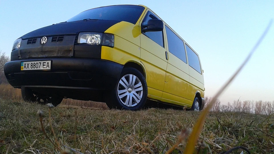 Volkswagen Transporter LONG TDI 2.5 75kw 2