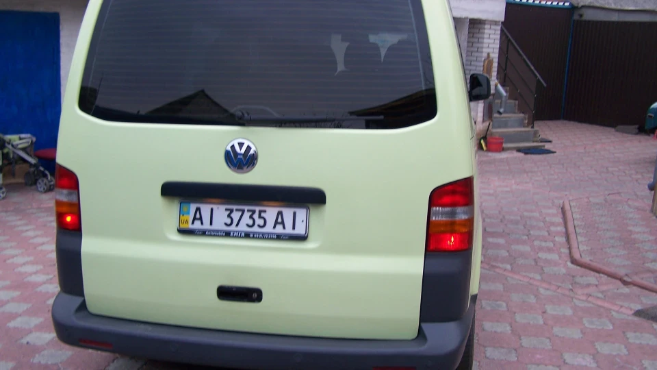 Volkswagen Transporter салатовий нью бітлз 2
