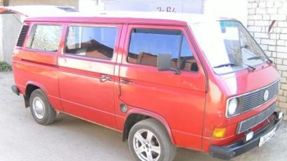 Volkswagen Transporter Сімейний бусмобіль 2