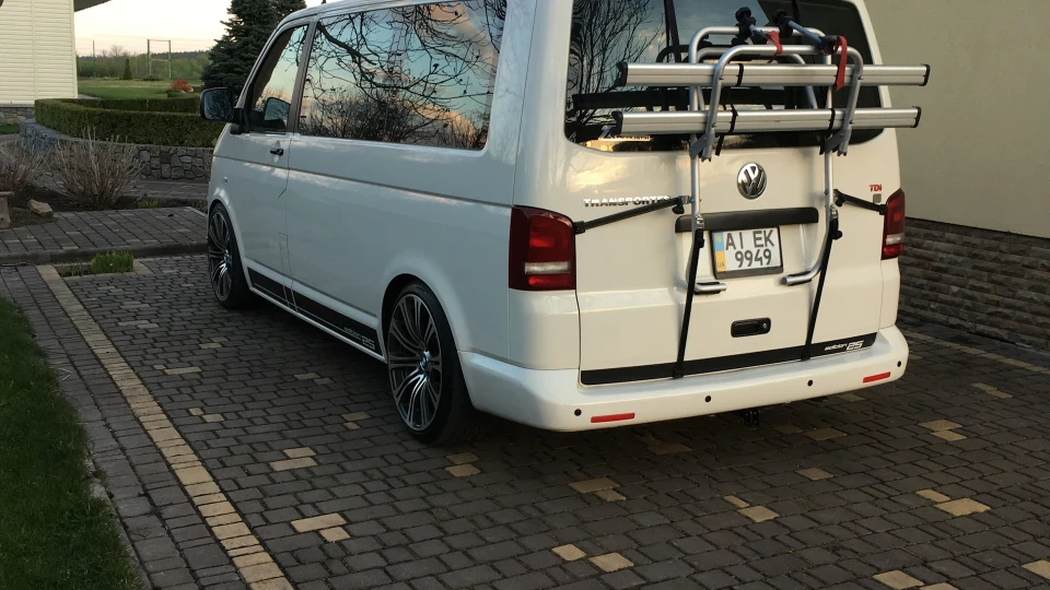 Volkswagen Transporter Static 2