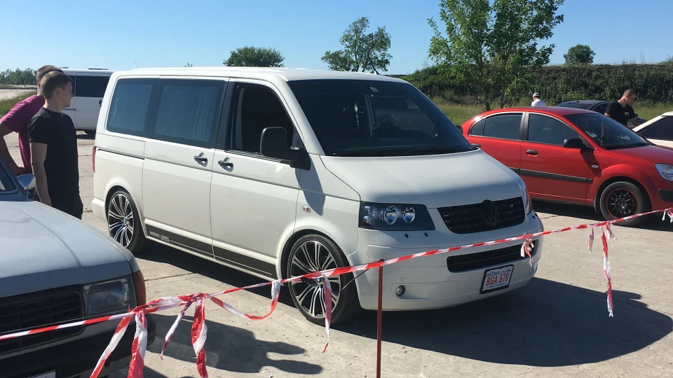 Volkswagen Transporter Static 3