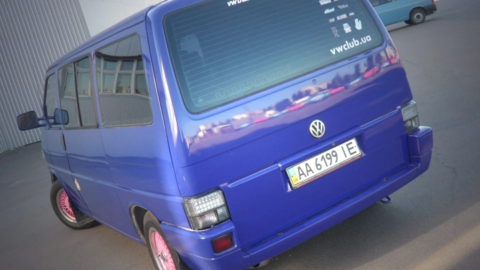 Volkswagen Transporter T4 Mk1 2
