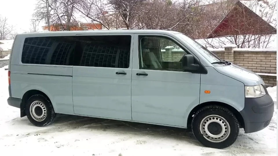 Volkswagen Transporter T5 2.5tdi AXD 2