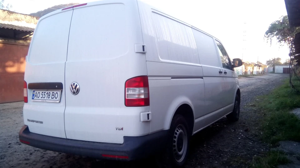 Volkswagen Transporter T5 4