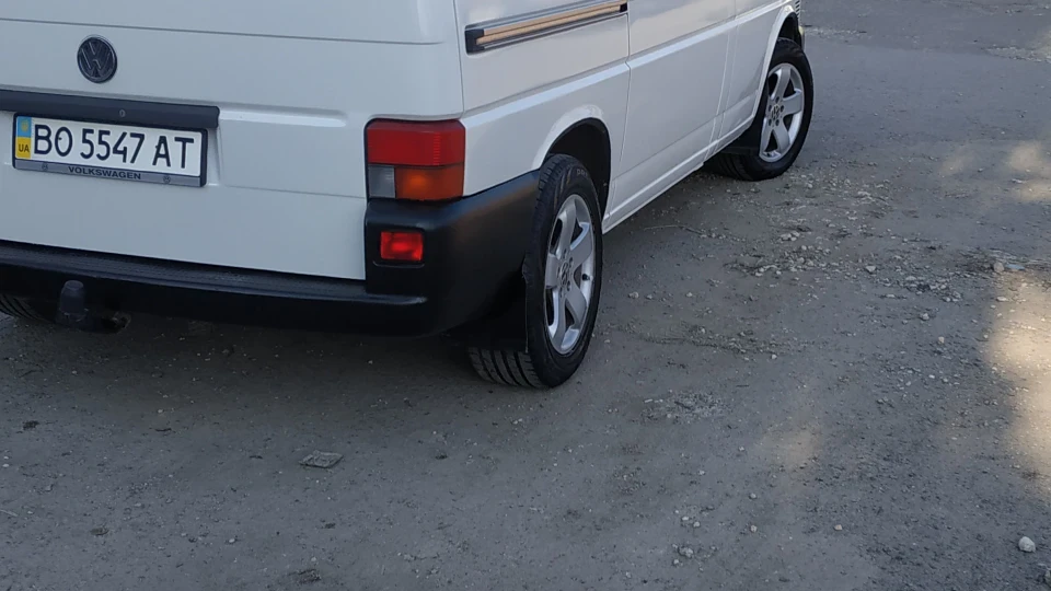 Volkswagen Transporter Течік 1.9 t4 2