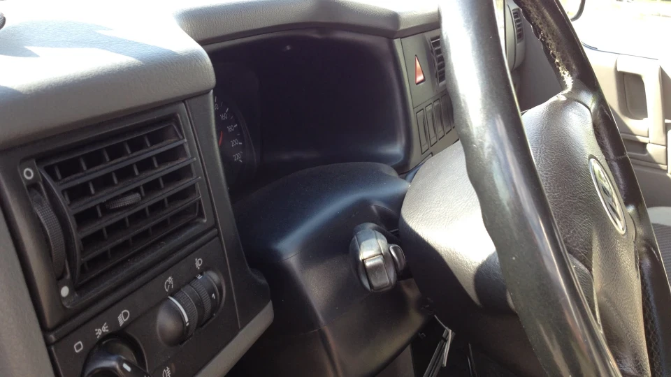 Volkswagen Transporter Volkswagen TDI 75 kw 2