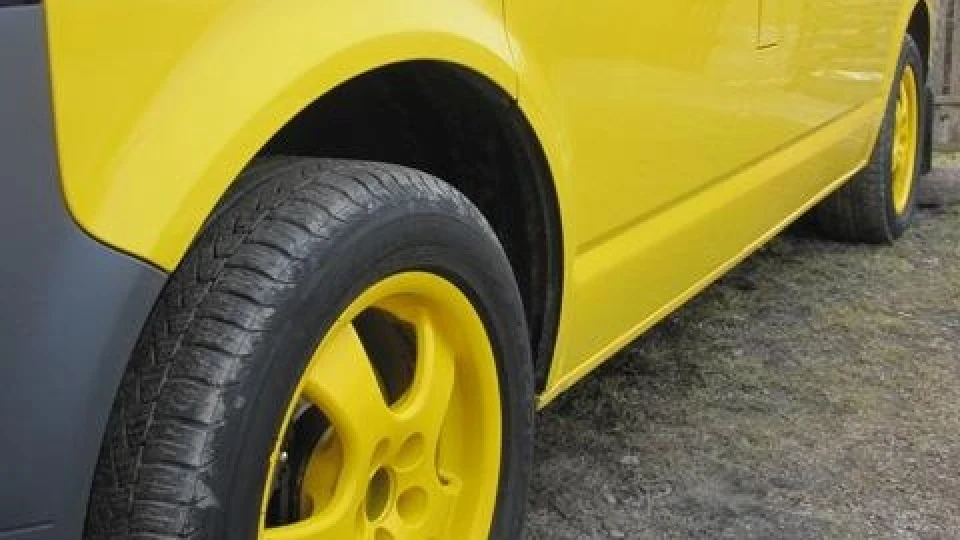 Volkswagen Transporter Yellow RadioRoks 4x4 5
