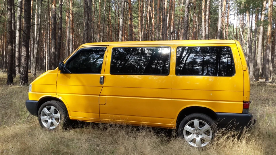 Volkswagen Transporter Yellow Sun 3