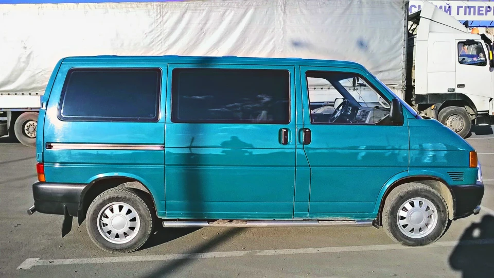 Volkswagen Transporter Зелений крокодил 2