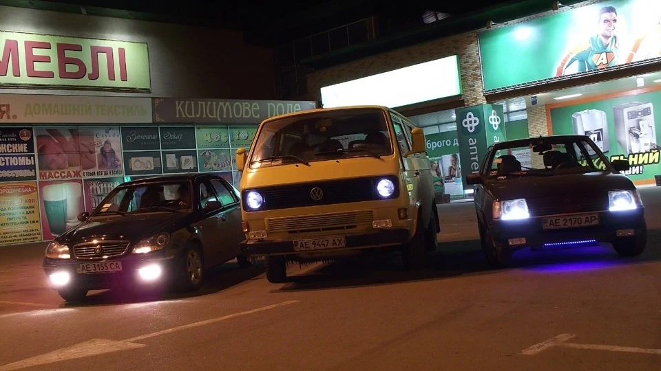 Volkswagen Transporter Жовтий 1.6 TDI 5