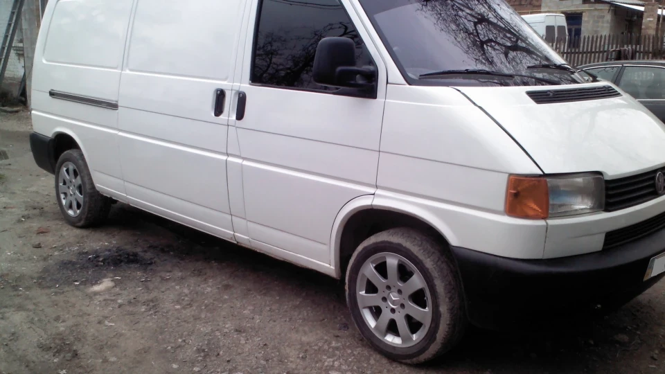 Volkswagen Transporter Живчик 1,9 TD 2