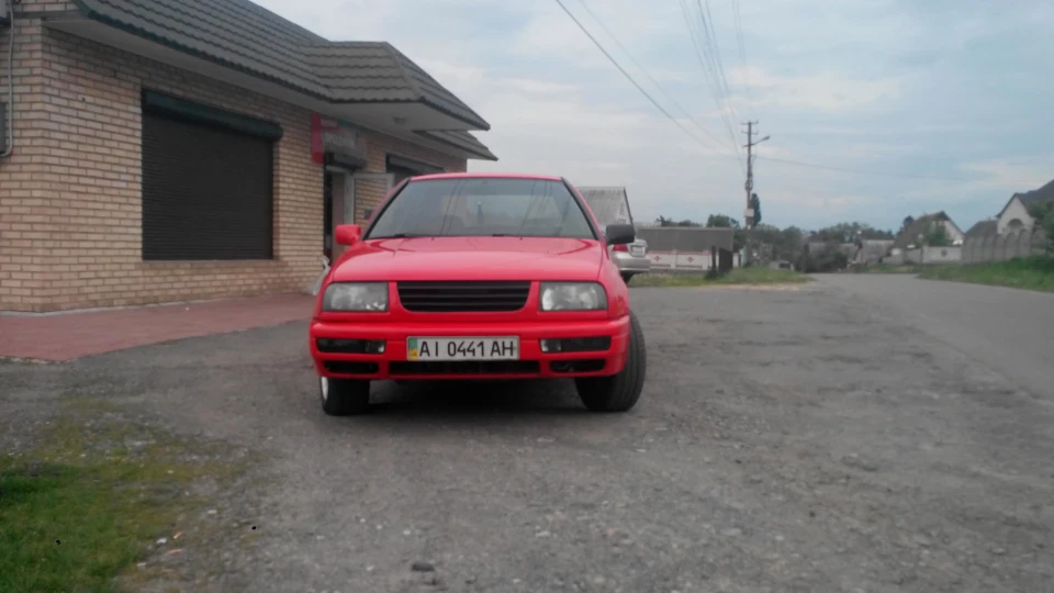 Volkswagen Vento 3