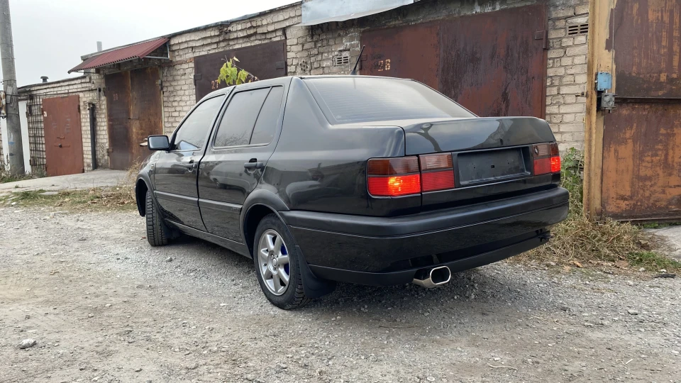 Volkswagen Vento 5